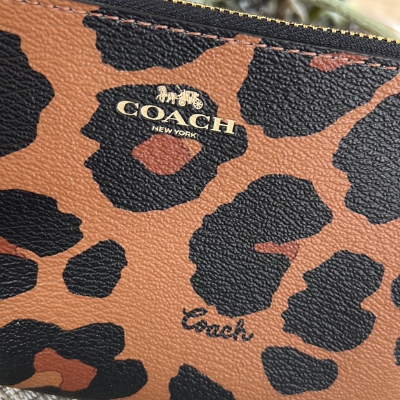 Coach Leopard Wristlet - Picture 3 of 7